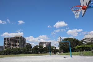 大島小松川公園のバスケゴール3基
